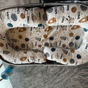 Baby Pillow lounger